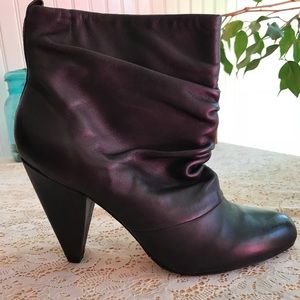 BCBG ankle boots🖤